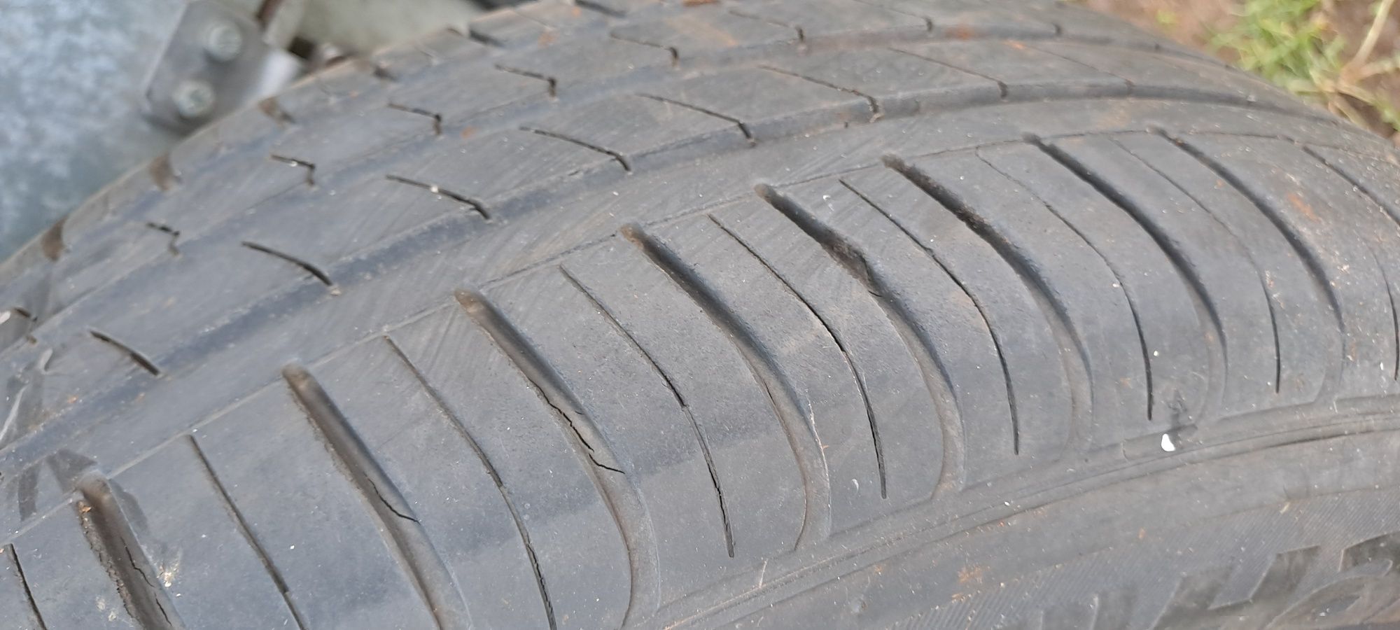 Opony letnie 195/65r15