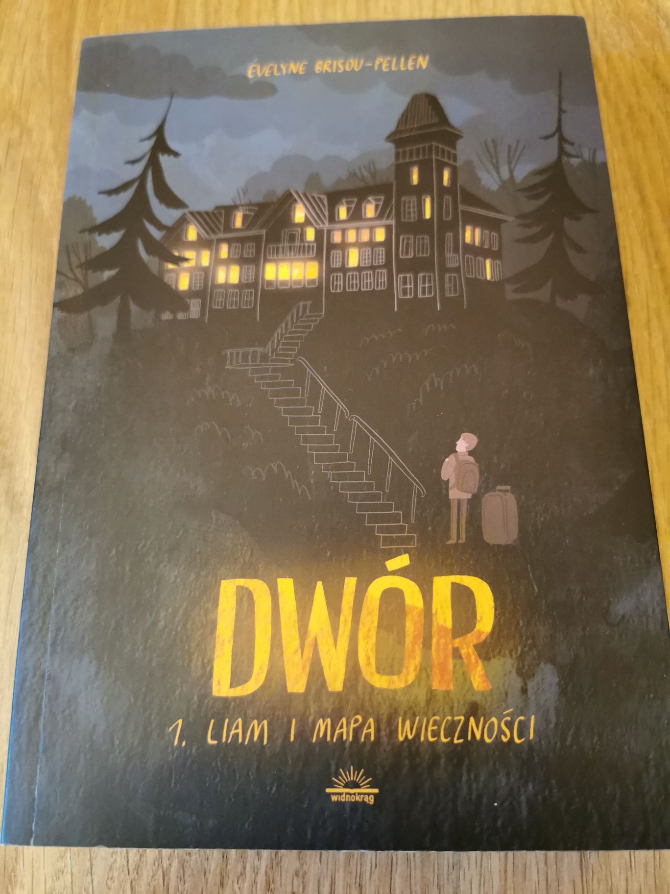Dwór 1 2 3 część