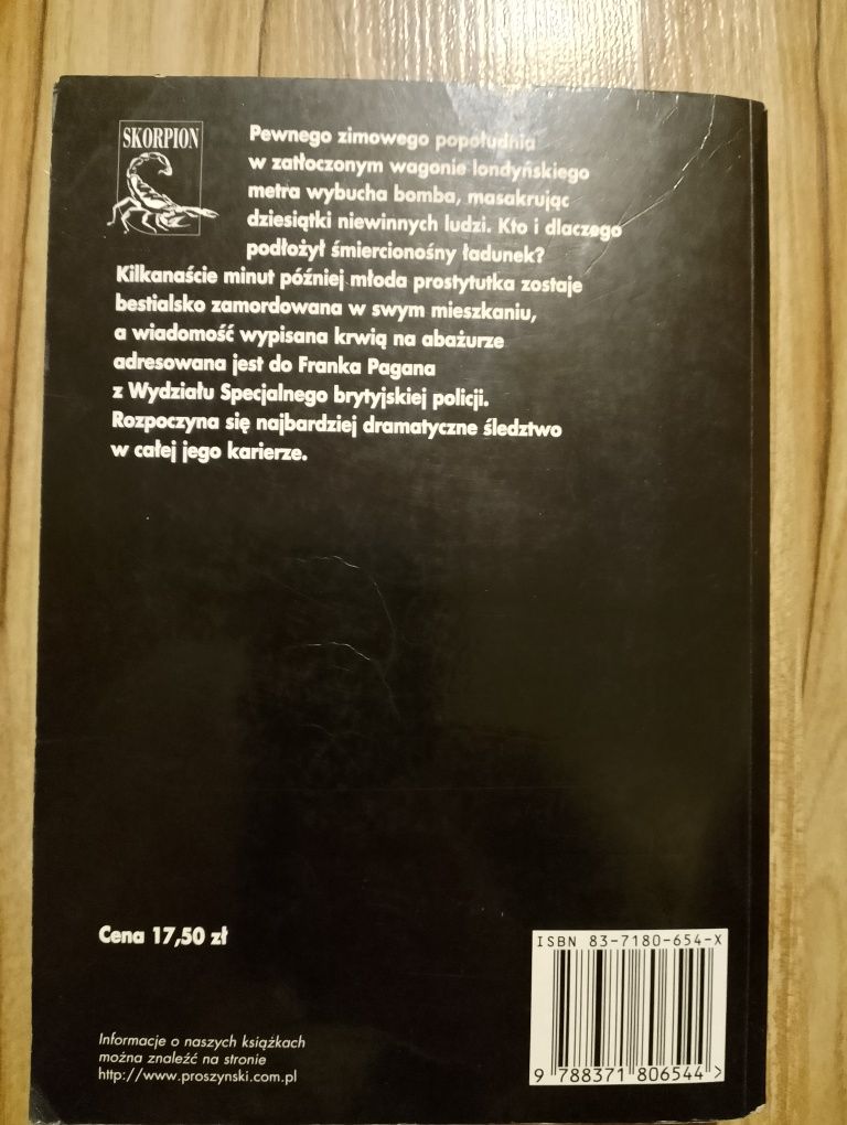 Układanka - Campbell Armstrong