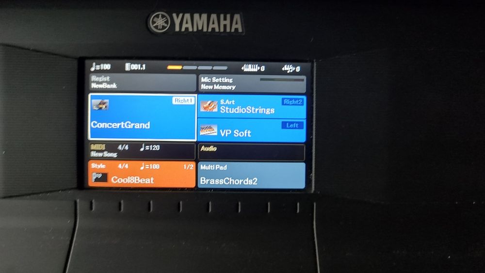 Keyboard Yamaha PSR-SX600