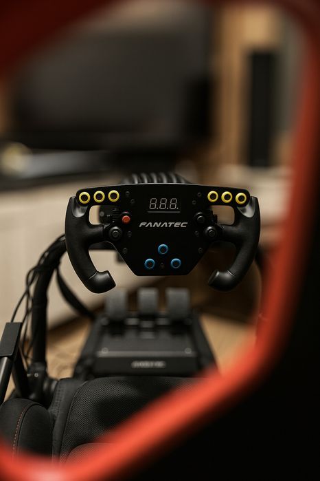 Zestaw lub osobno Fanatec DD PRO (baza, manipulatory, obręcz i fotel)