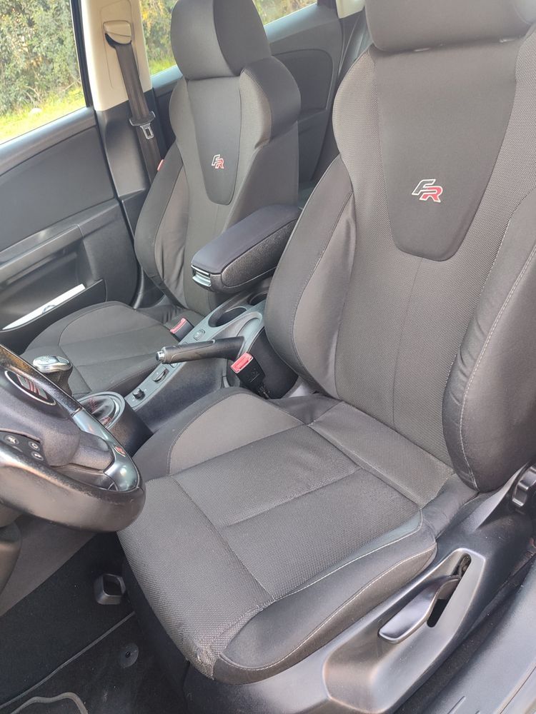 Seat Leon 1P Fr (possibilidade de financiamento)