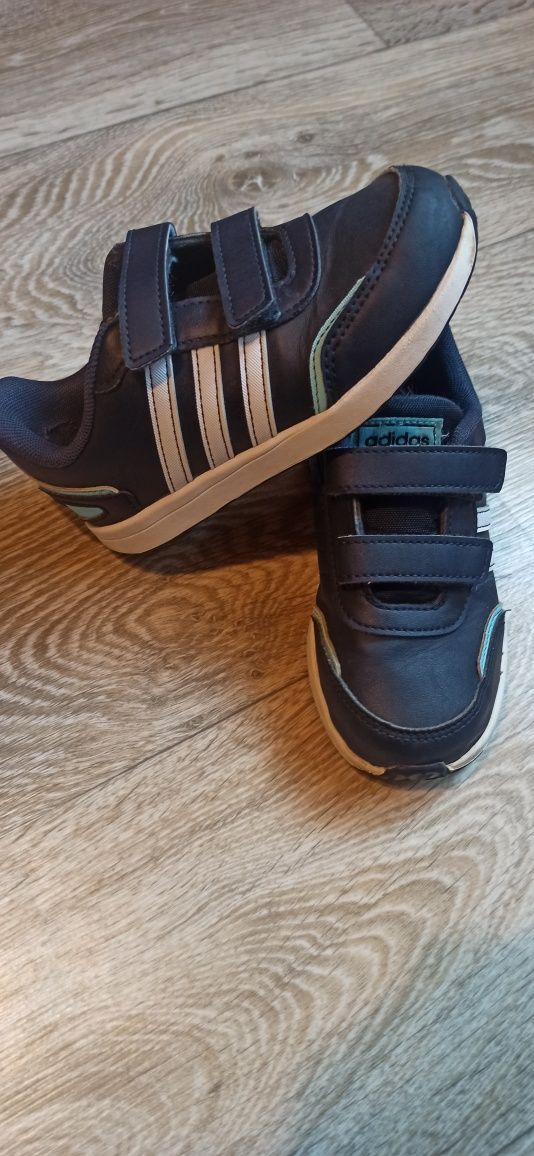 Adidasy chłopięce rozmiar 27