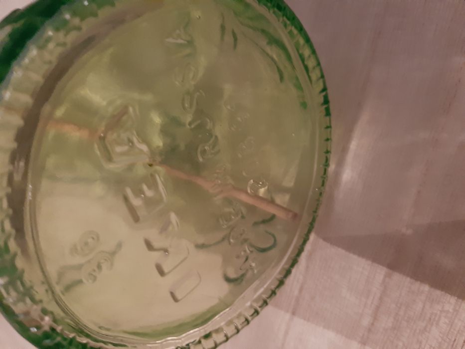 Stary wazon butelka wazonik Ikea made in Russia projektu Emma Dafnas