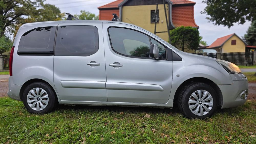 Citroën Berlingo Citroën Berlingo Multispace – Srebrny, praktyczny i niezawodny