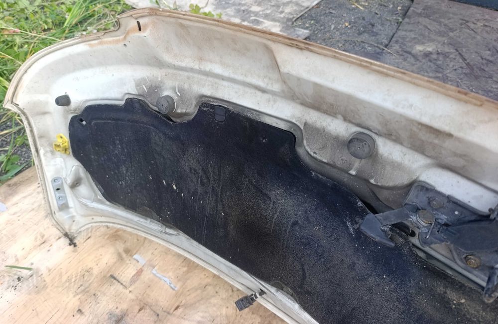 Maska pokrywa silnika VW T5 brązowa