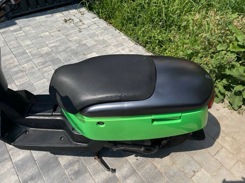 ямаха вокс мерседес среди скутеров мопед