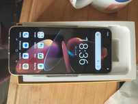Telefon android 14
