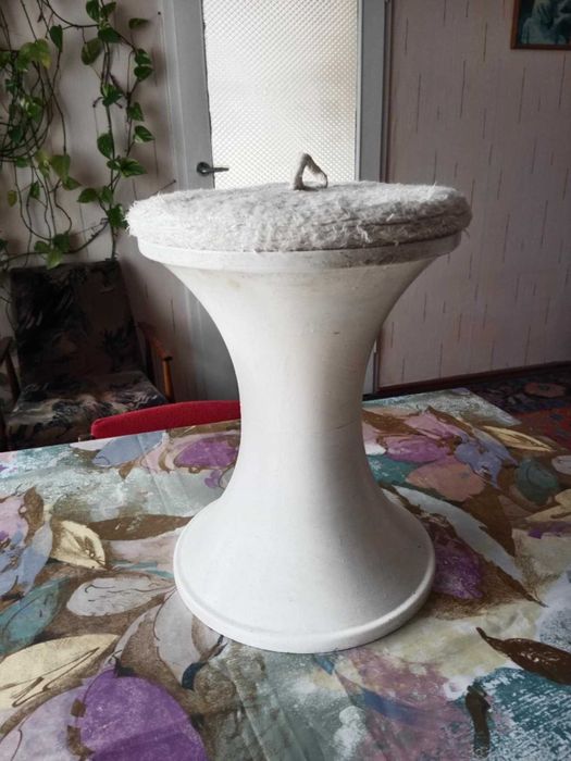 Taboret plastikowy