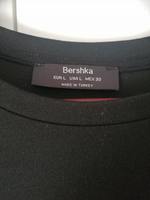 Vestido cintado preto