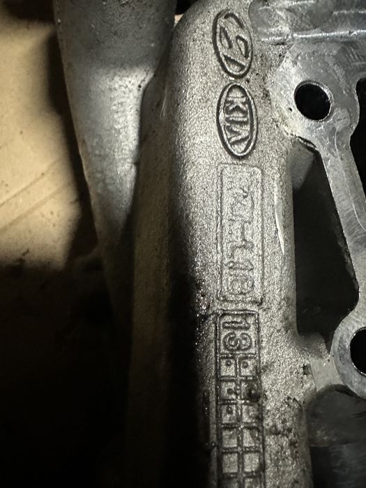 Клапан EGR Hyundai IX35 Kia Sportage Sorento 2.2 2.0crdi 284102F000