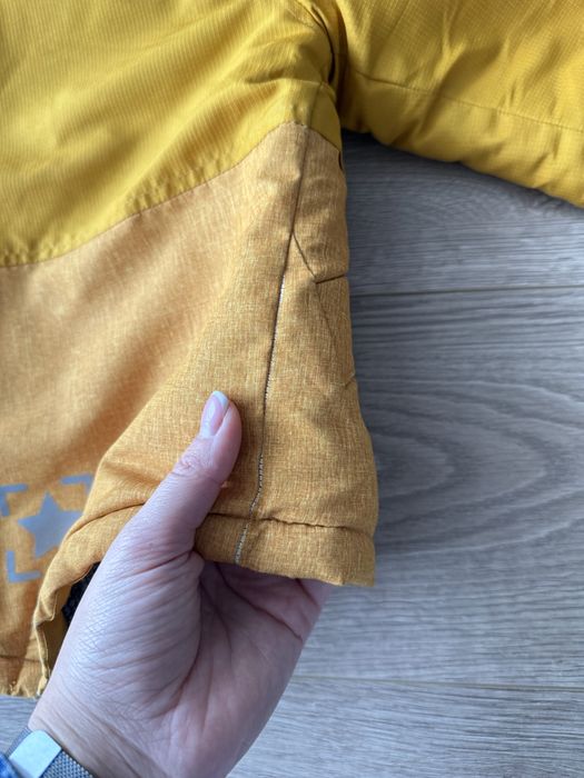 Тепла куртка на хлопчика 2-3 роки