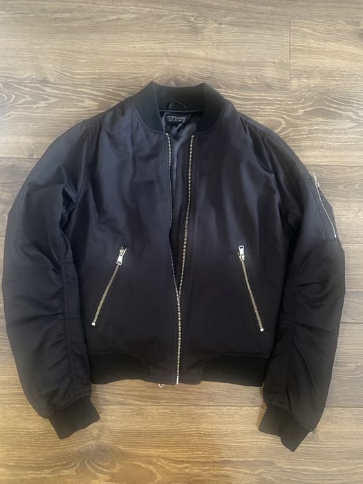 Бомбер куртка хs розмір