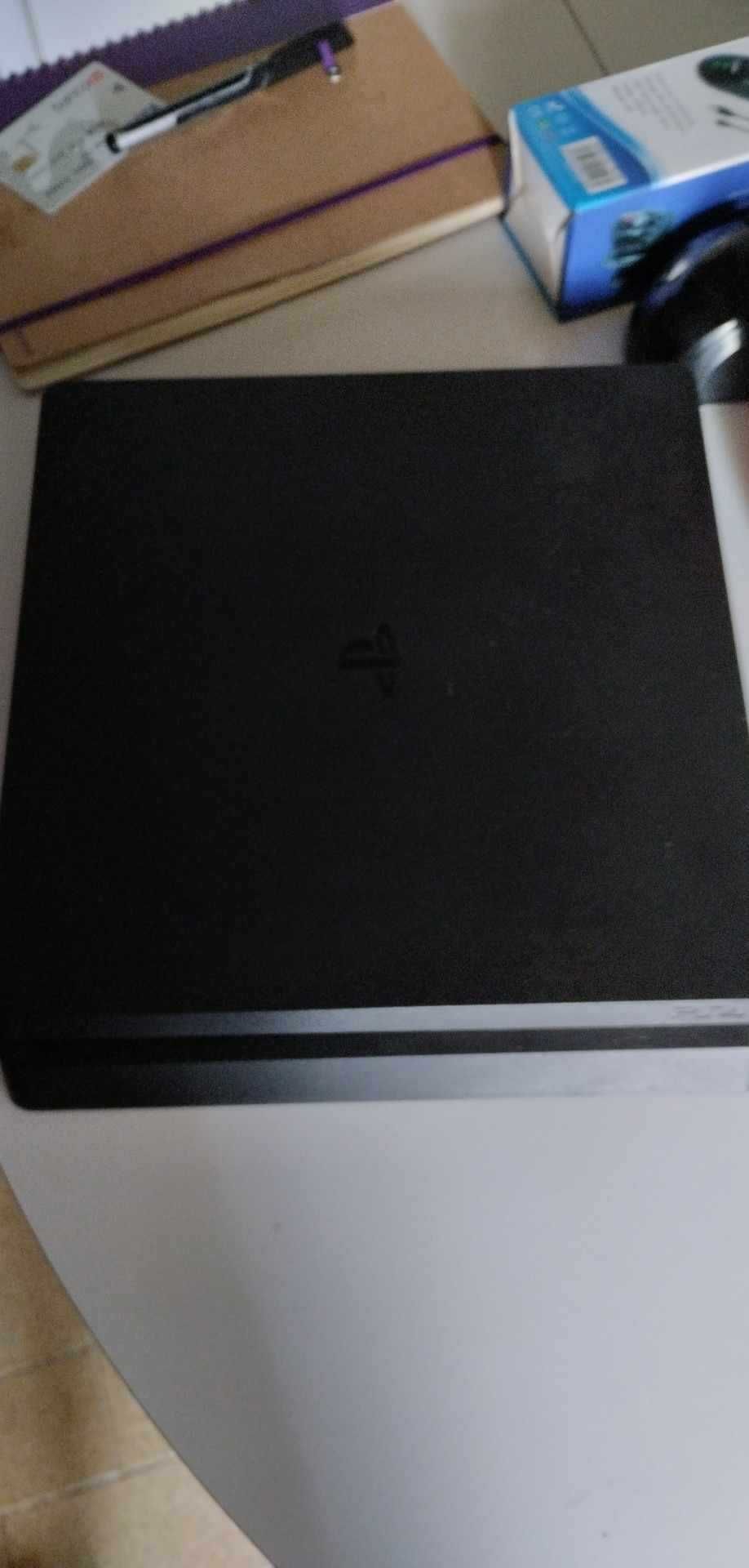 PS 4 em bom estado