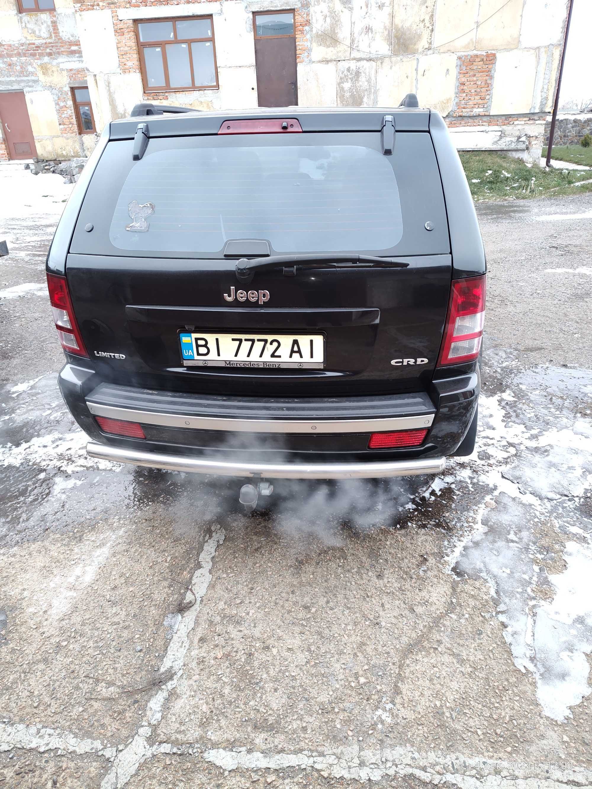 автомобіль Jeep Grand Cherokee