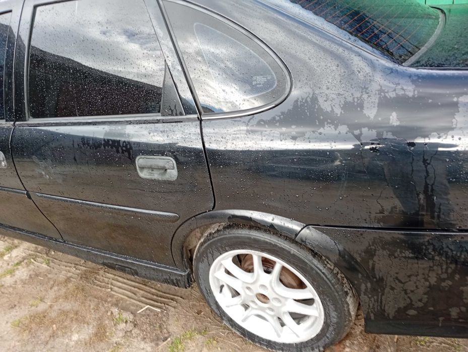 Продам вектра б,дизель