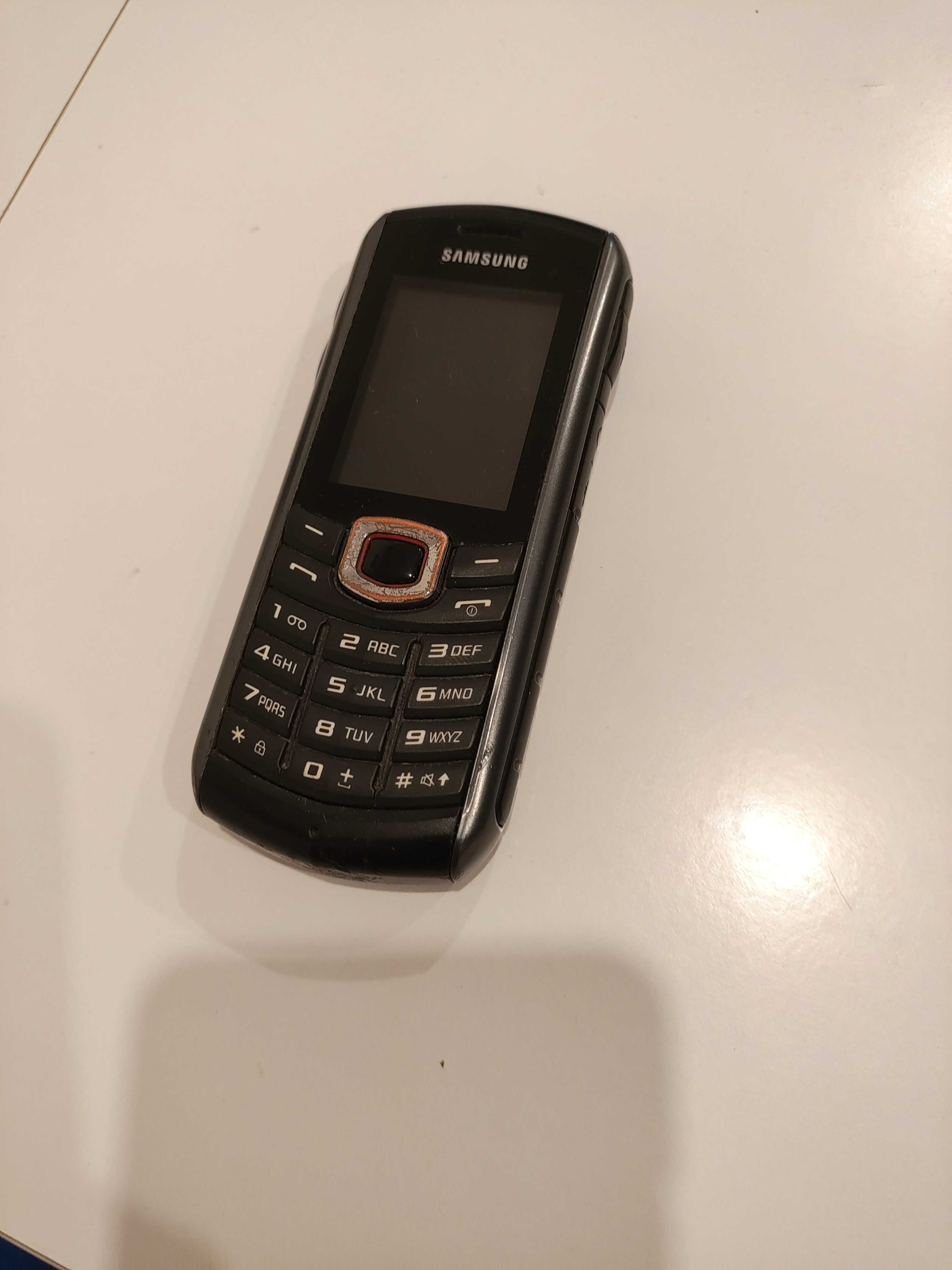 Samsung Solid B2710, uszkodzony głośnik, poza tym sprawny