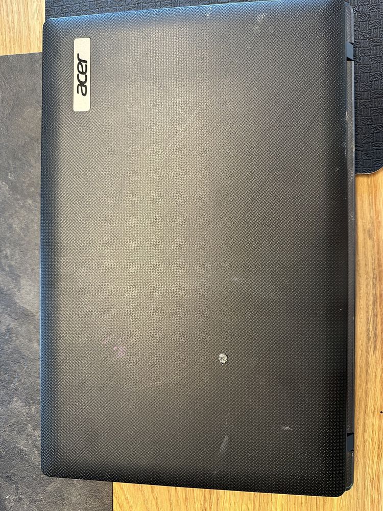 Acer TravelMate 5744 na części