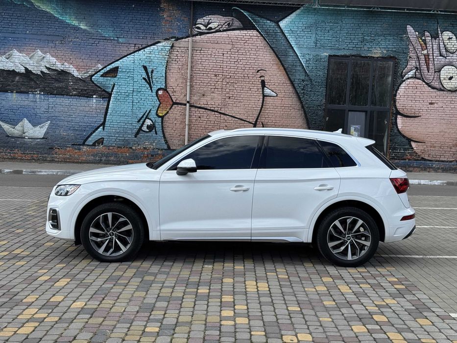 Audi Q5 2021 Свіжопригнана гібрид