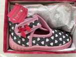 Sapatos/sapatilhas Cupcake de menina Novos com caixa e etiqueta