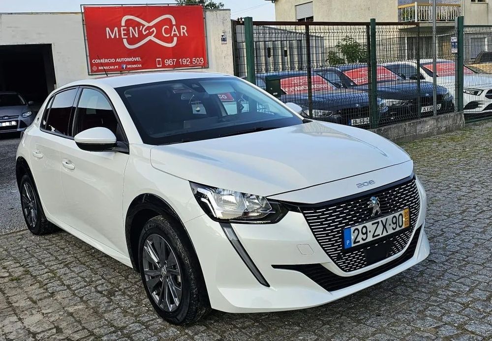 Peugeot e-208 50 kWh Allure Pack