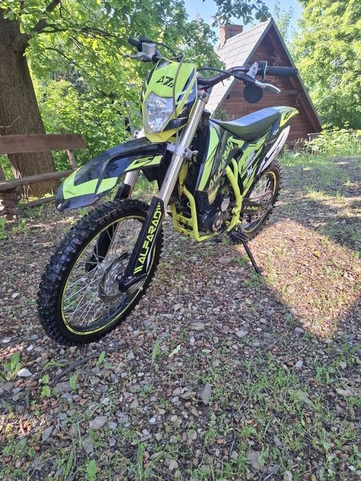 Cross Alfarad 250