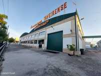 Armazéns Parque Industrial de Taveiro