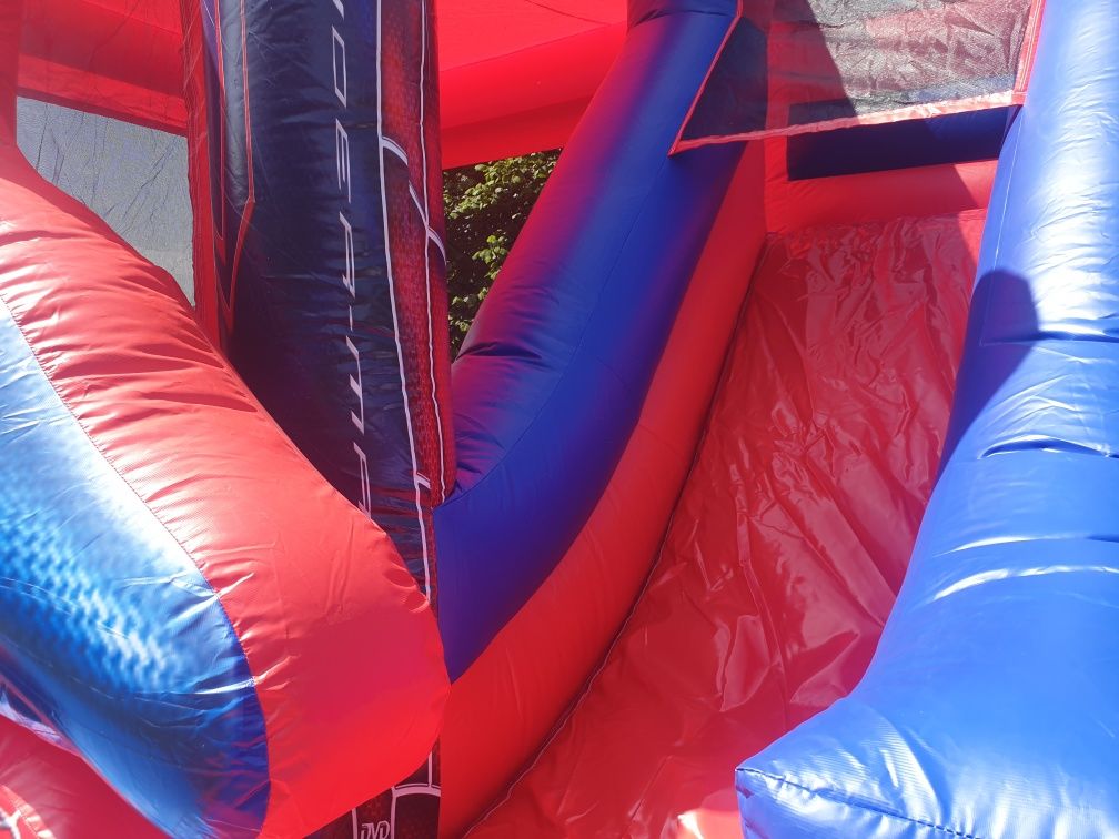 Dmuchaniec Spiderman - wynajem zamków dmuchanych zamek.dmuchany wynaje
