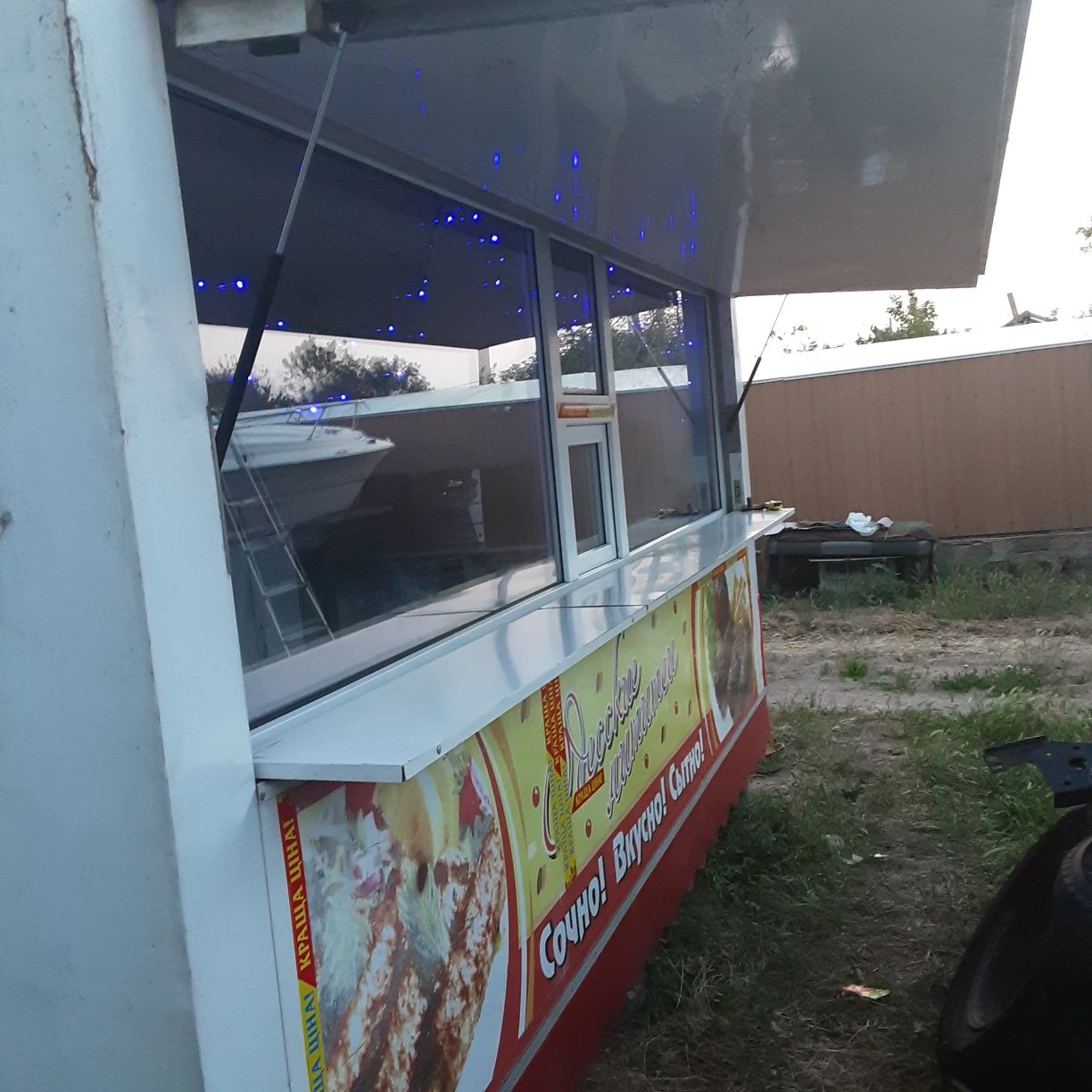 Прицеп торговый кафе бар бытовка