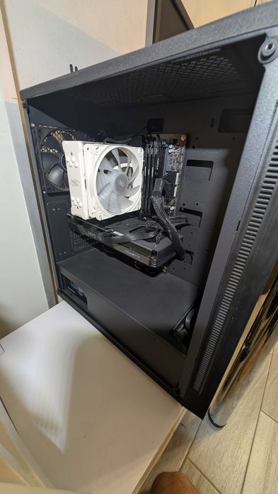 Комп'ютер i5-10600K,48Gb,RTX4060 8Gb,Z490, M.2 250GB,3.5SATA 1TB,u2412