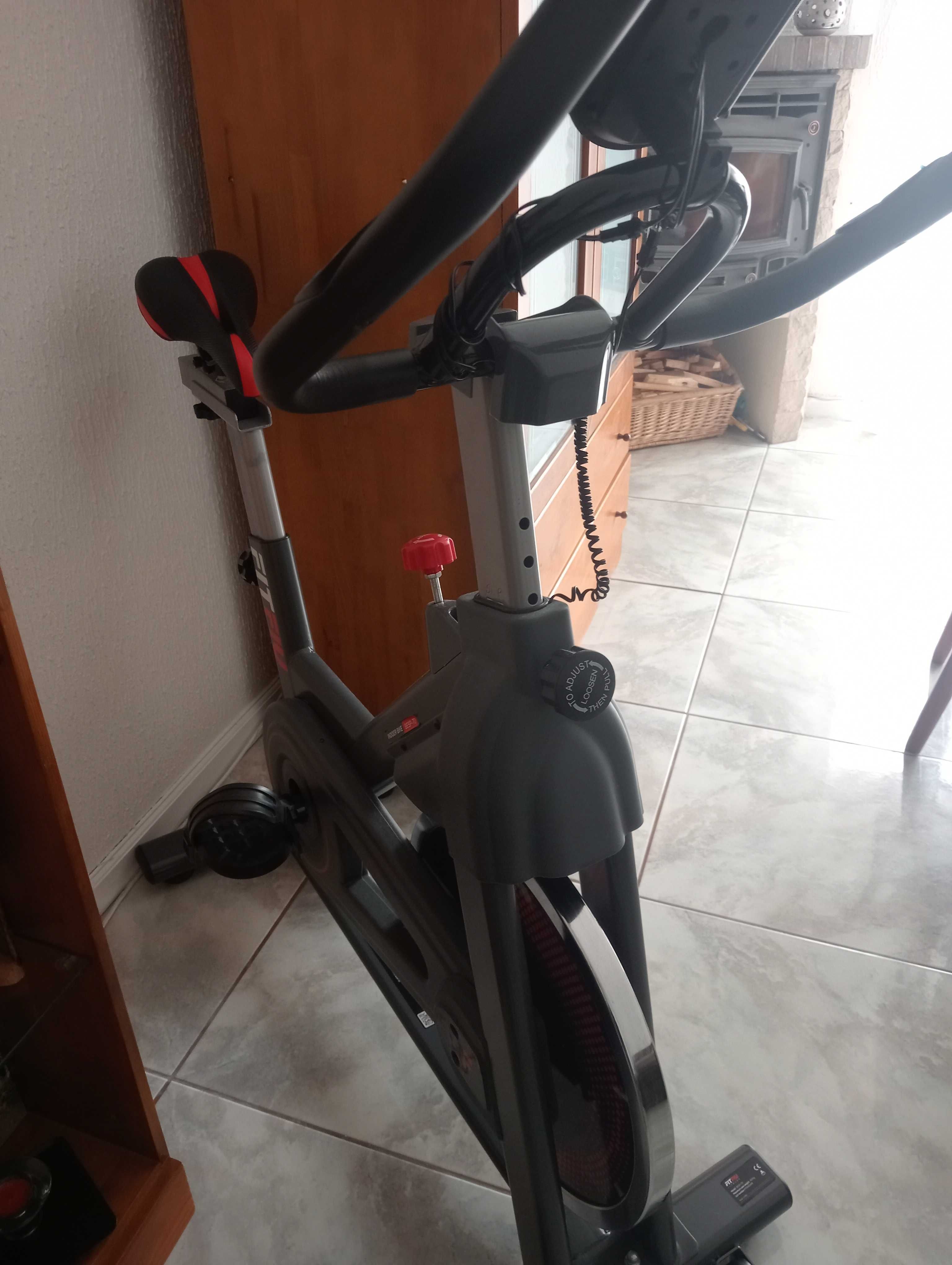 Bicicleta estática Nova