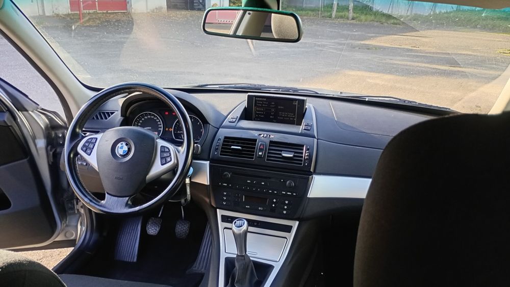 BMW X3 2.0d 150km