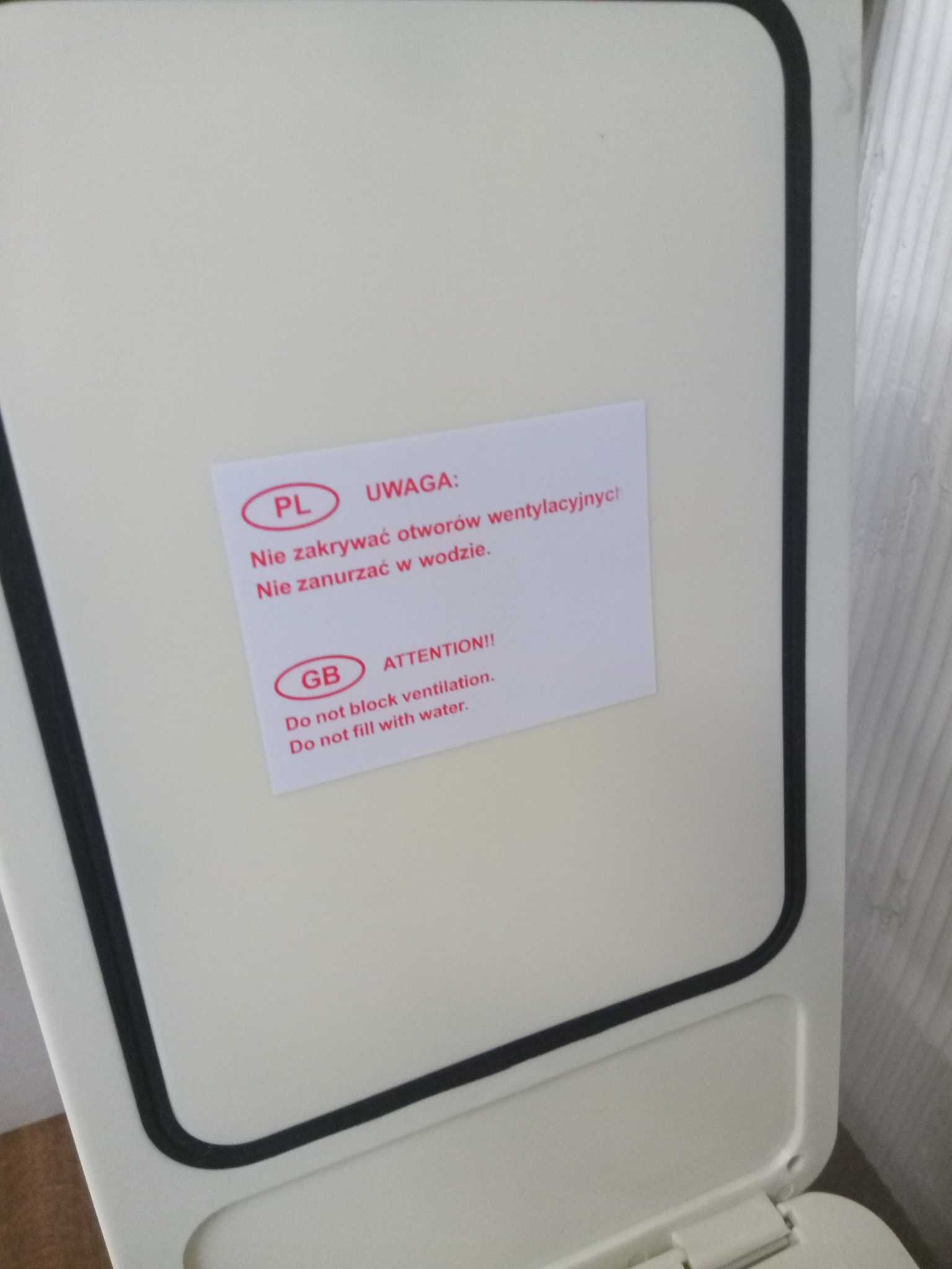 Chłodziarko - podgrzewacz termoelektryczny Head 6l lodówka turystyczna
