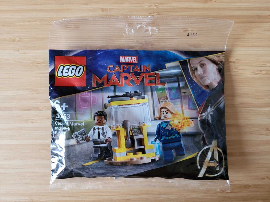 Lego 30453 Super Heroes Kapitan Marvel i Nick Fury