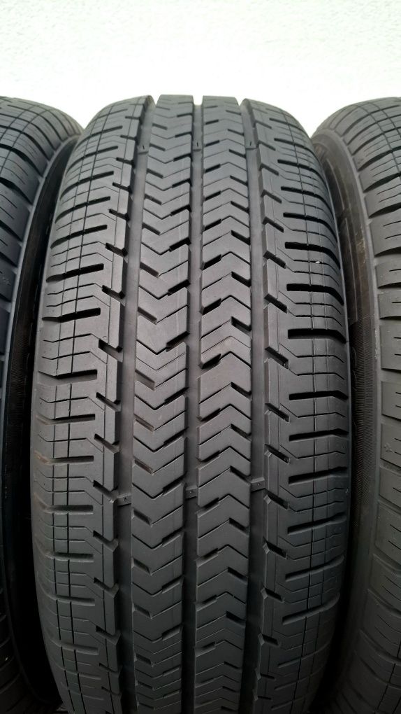 Opony 215/60 R17C Michelin Agilis 2021r 8mm