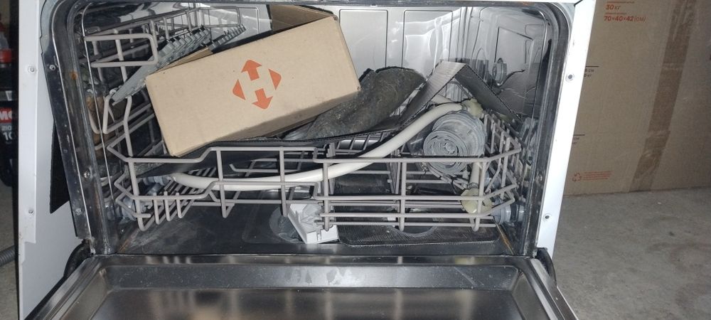 Продам посудомийні машину