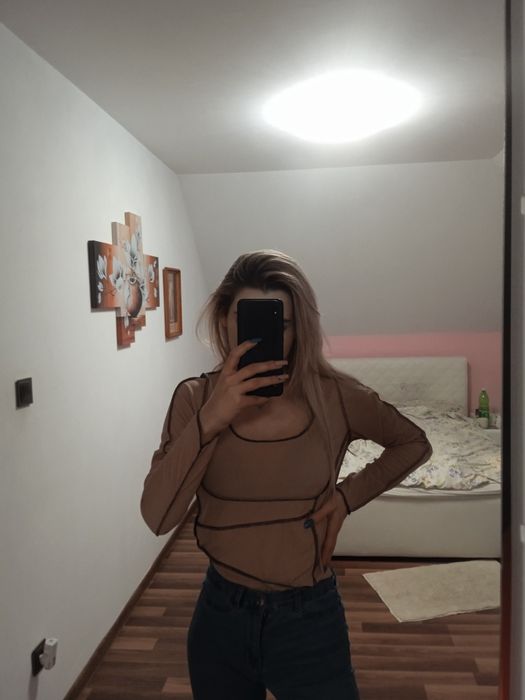 Crop top bluzka nowa boohoo oversize cielista dekolt modna