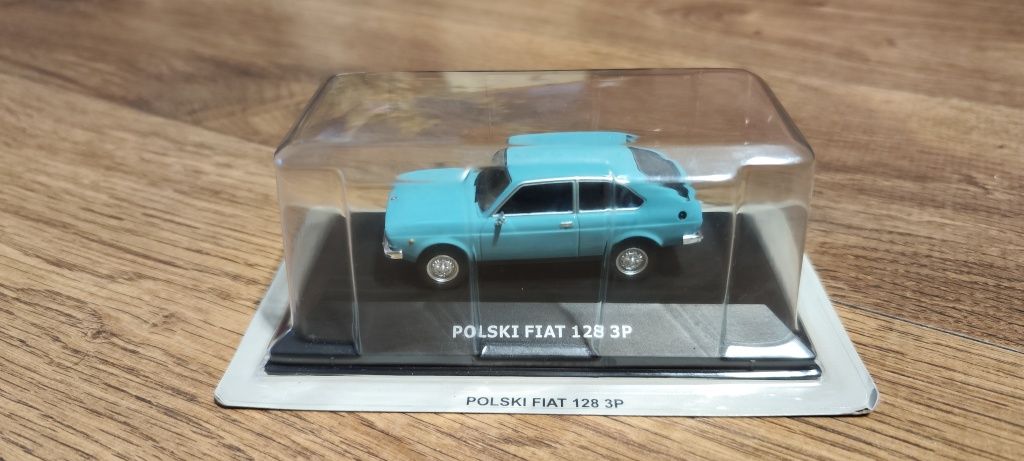 Fiat 128 3P skala 1:43 Legendy FSO