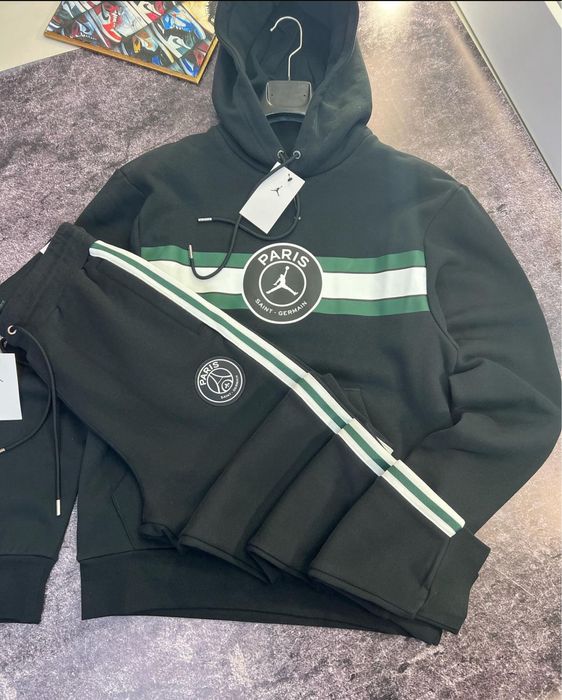 Костюм Jordan PSG fleece  DJ3928-010 DB6502-010