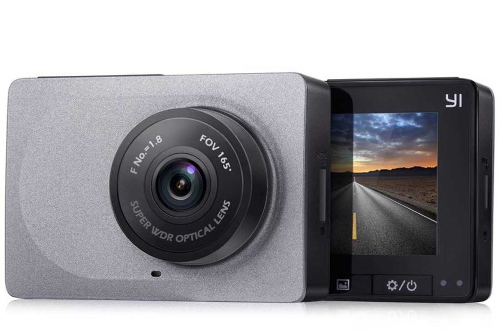 Відеореєстратор Xiaomi Yi Smart Dash Camera