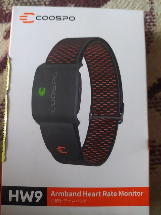 Пульсометр на браслеті