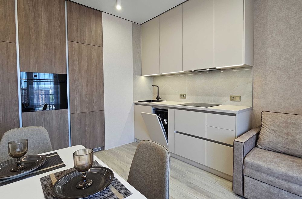 Краснова! Очень просторная. Вид на Ипподром