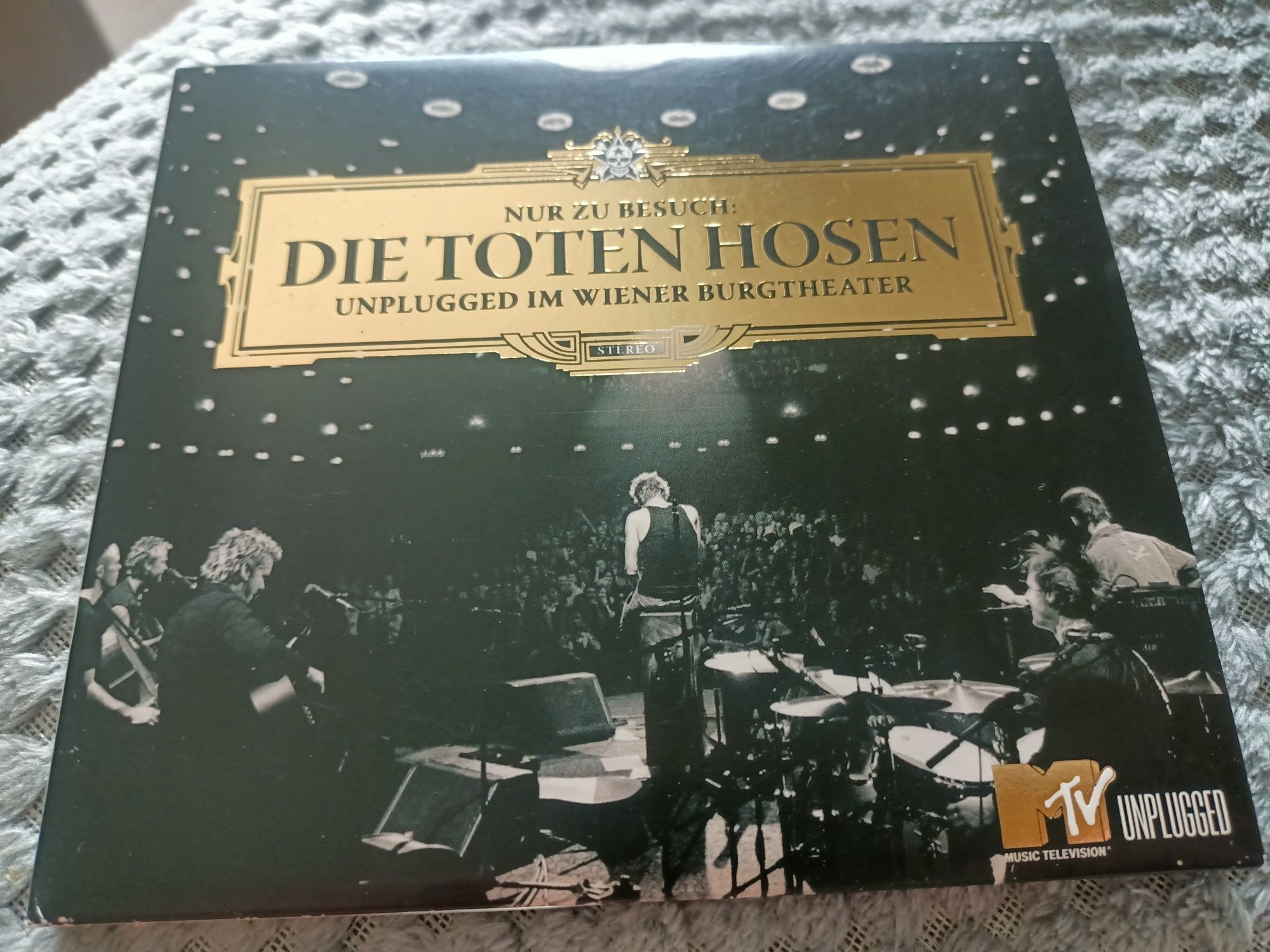 Die Toten Hosen - Nur Zu Besuch: Unplugged Im Wiener Burgtheater (CD,