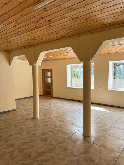 Оренда приміщення центр Любар, Житомирська область