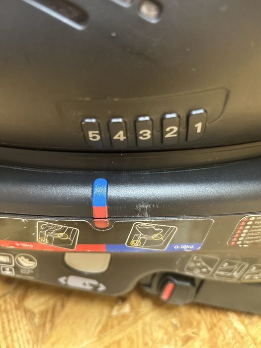 Fotelik samochodowy Joie Spin 360 Isofix 0-18Kg