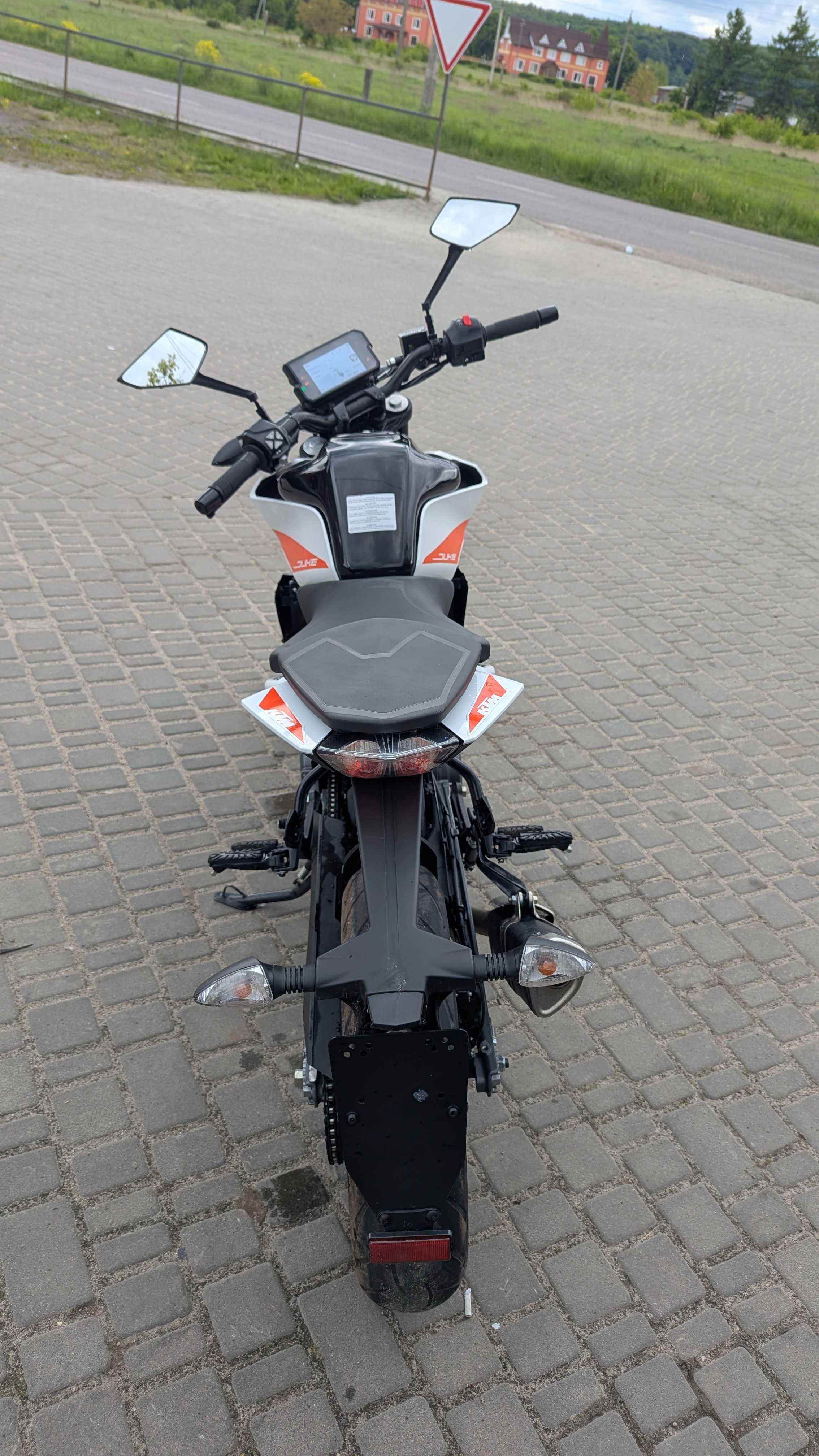 KTM Duke 390 2022