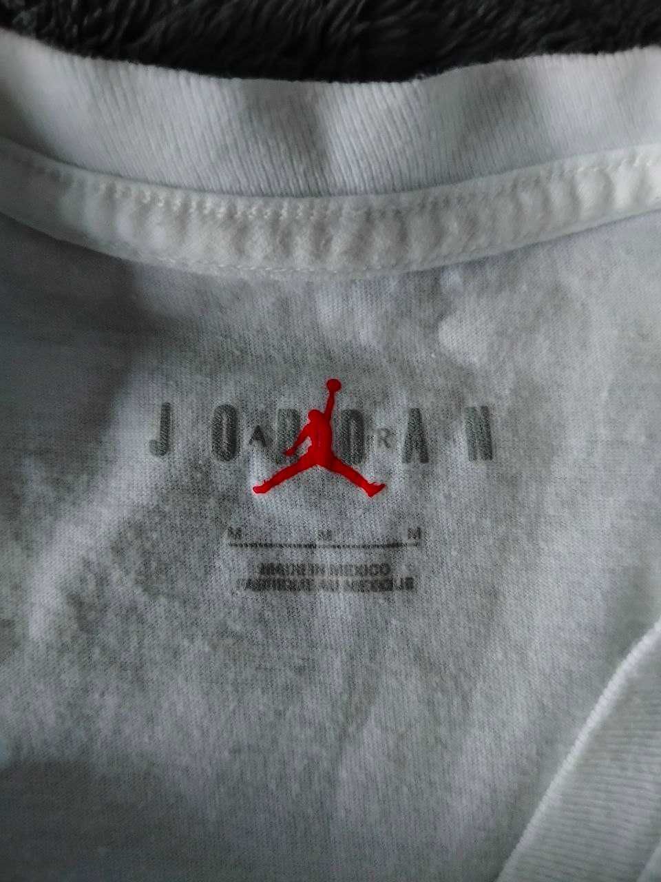 Белая футболка Air Jordan Jump Man