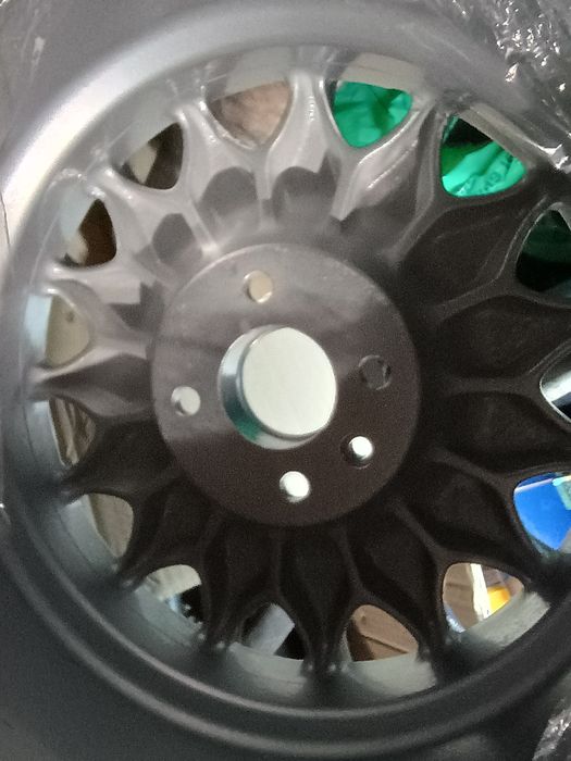 Felga Saab 900 krokodyl dekielki oryginalne 15 cali