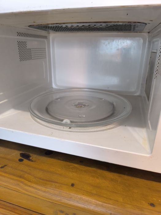 Microondas, cinzento metalizado
