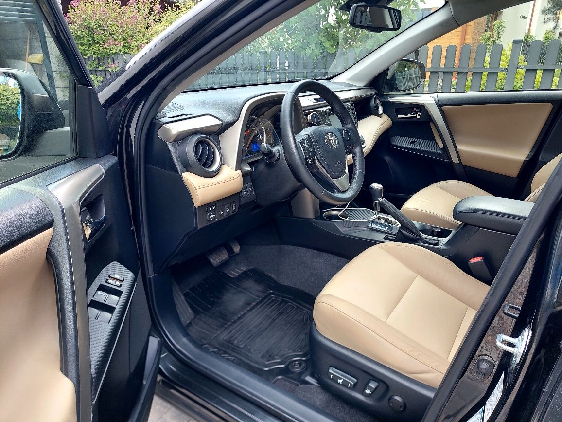 TOYOTA RAV4 2.0 benzyna polski salon